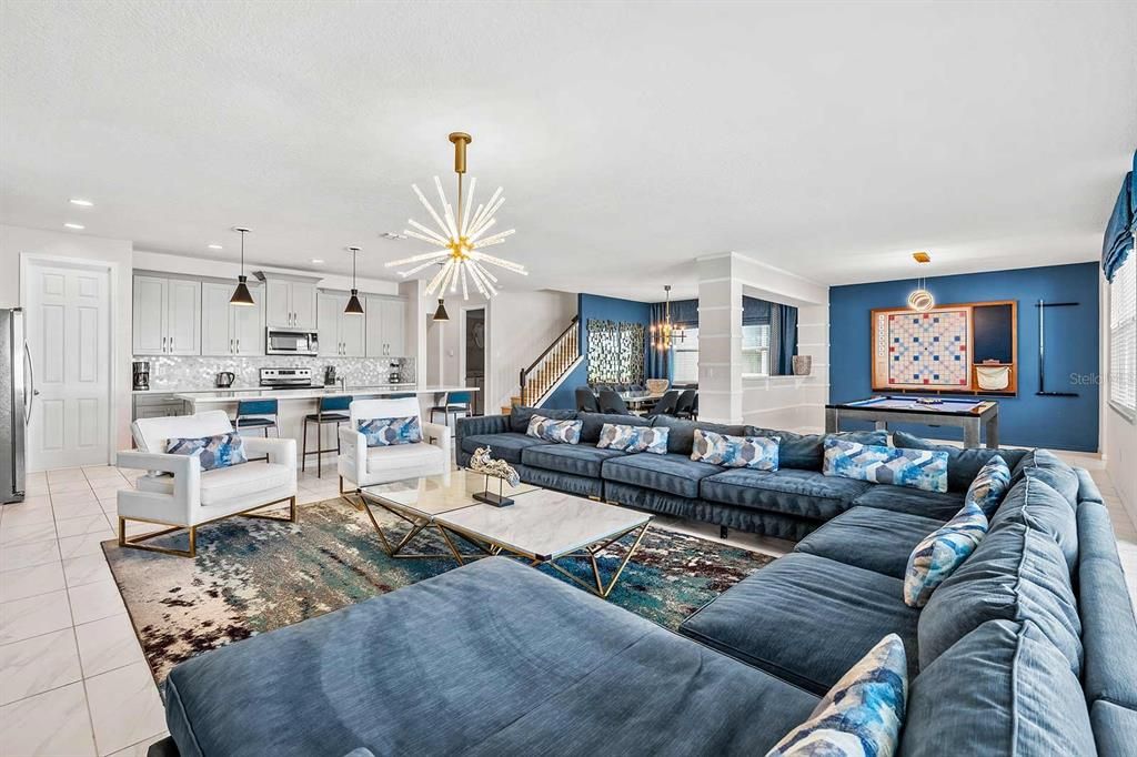 For Sale: $815,000 (9 beds, 6 baths, 4828 Square Feet)