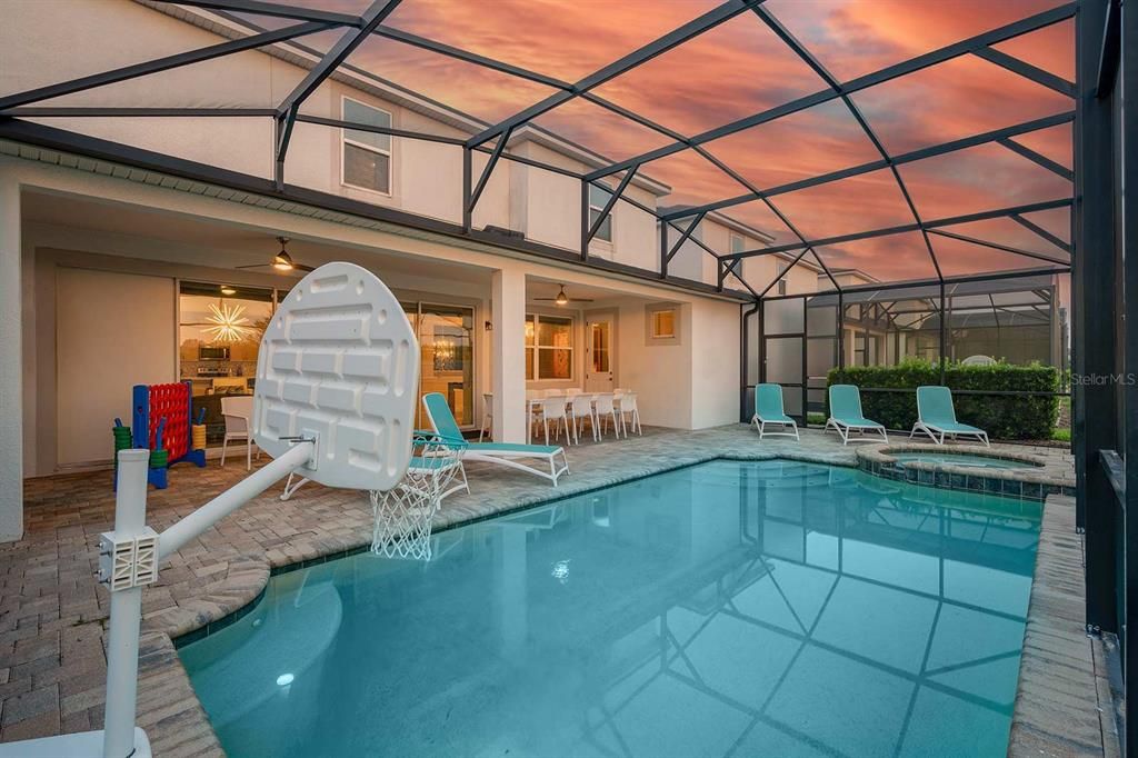 For Sale: $815,000 (9 beds, 6 baths, 4828 Square Feet)