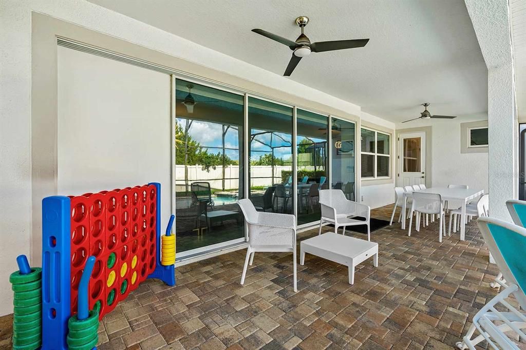 For Sale: $815,000 (9 beds, 6 baths, 4828 Square Feet)