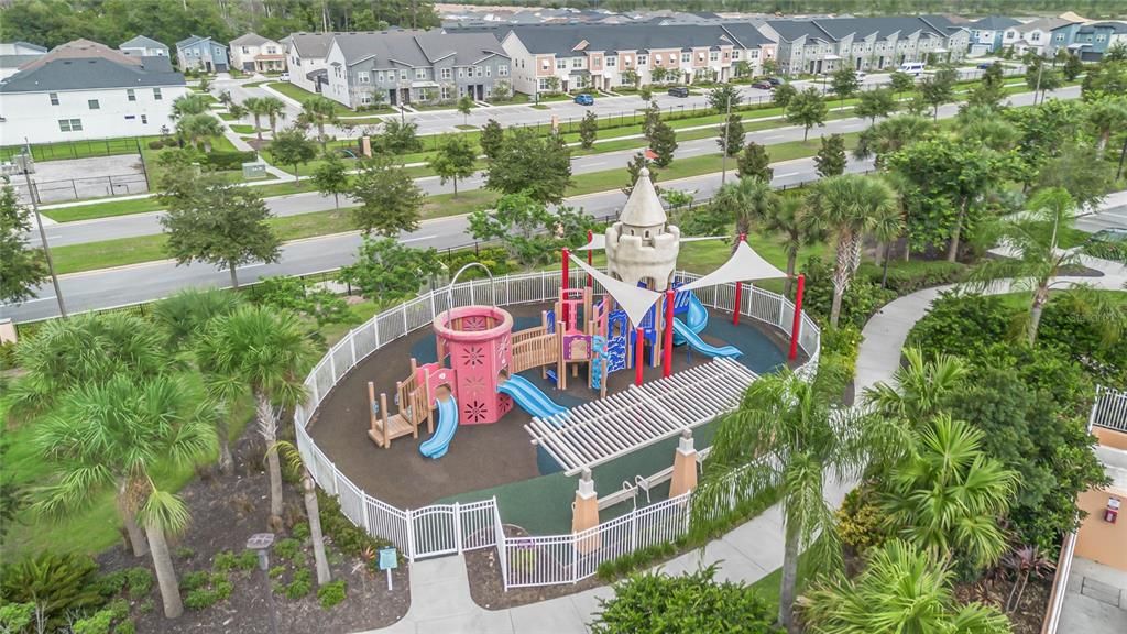 For Sale: $815,000 (9 beds, 6 baths, 4828 Square Feet)