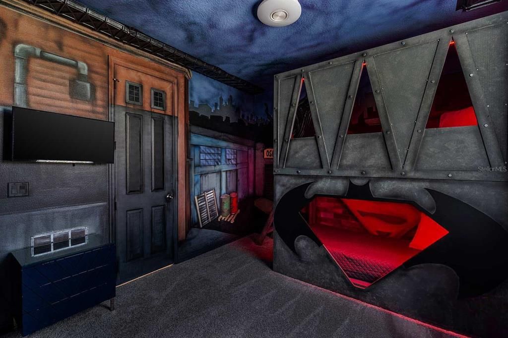 For Sale: $815,000 (9 beds, 6 baths, 4828 Square Feet)