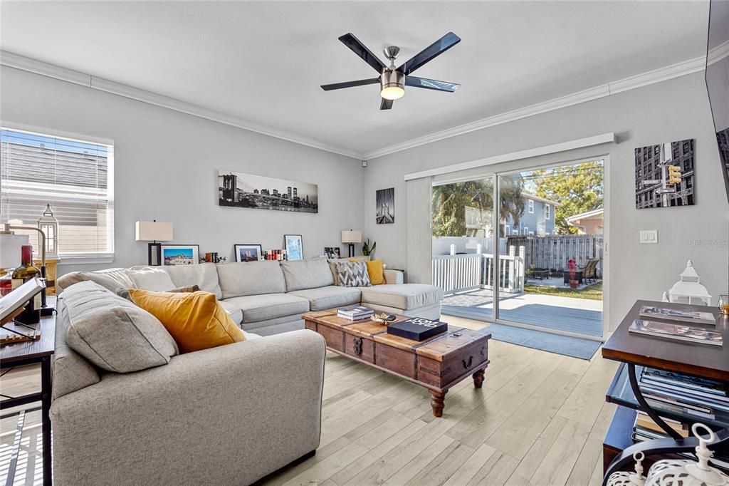 For Sale: $699,000 (3 beds, 2 baths, 1716 Square Feet)