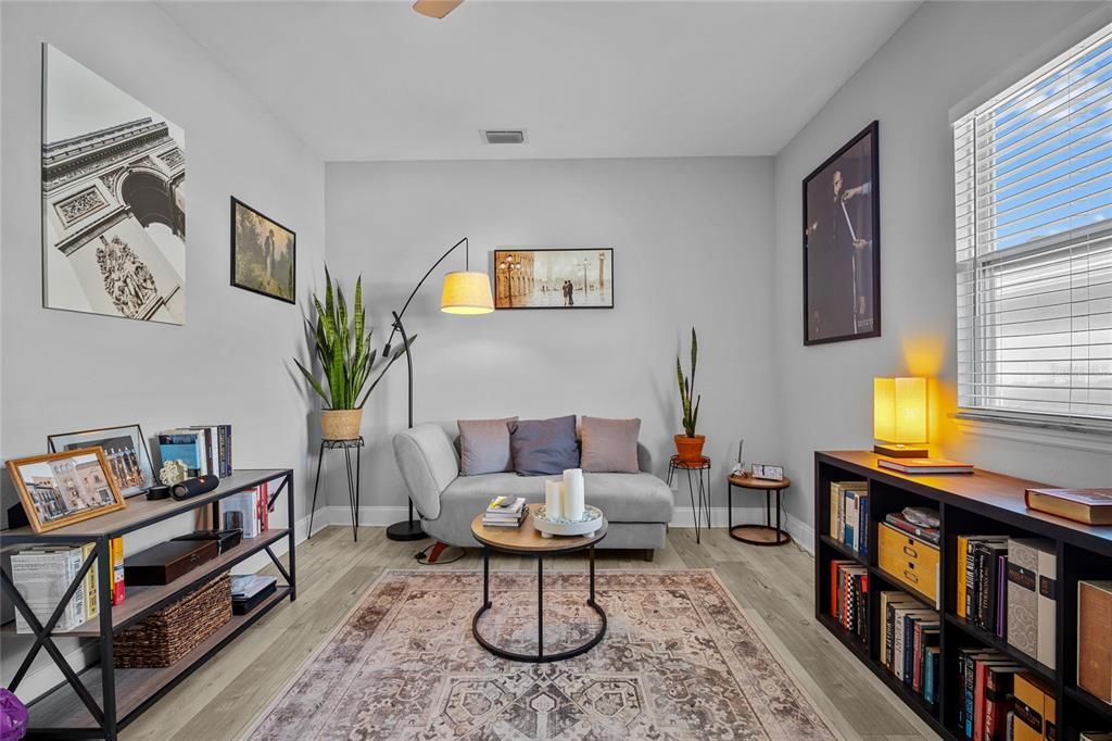 For Sale: $699,000 (3 beds, 2 baths, 1716 Square Feet)