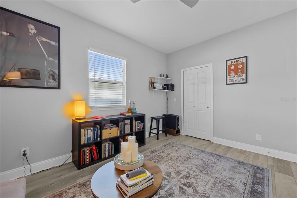 For Sale: $699,000 (3 beds, 2 baths, 1716 Square Feet)