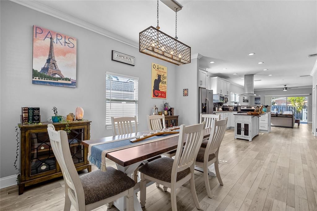 For Sale: $699,000 (3 beds, 2 baths, 1716 Square Feet)