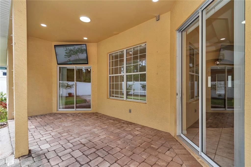 En Renta: $2,600 (3 camas, 2 baños, 2052 Pies cuadrados)