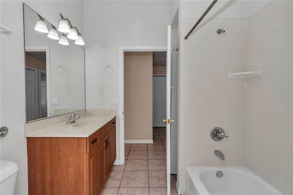 En Renta: $2,600 (3 camas, 2 baños, 2052 Pies cuadrados)