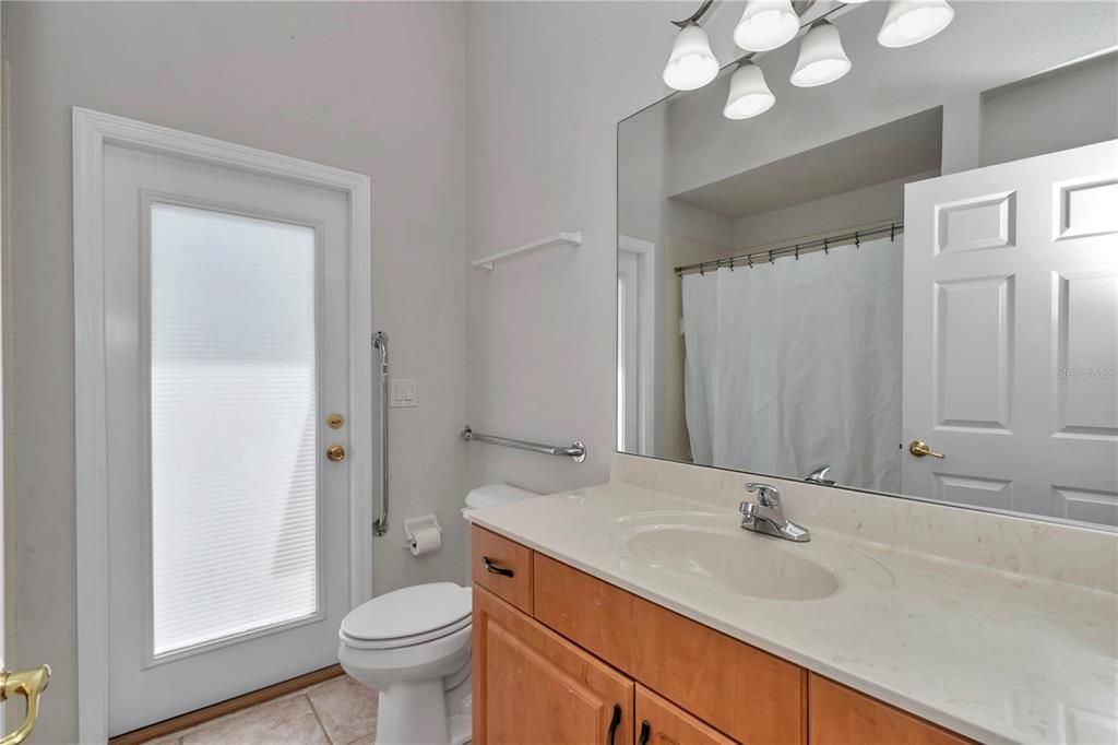 En Renta: $2,600 (3 camas, 2 baños, 2052 Pies cuadrados)