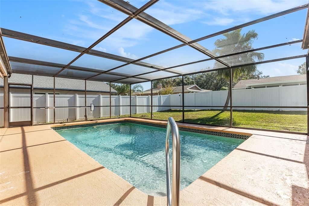 For Sale: $575,000 (4 beds, 2 baths, 1882 Square Feet)