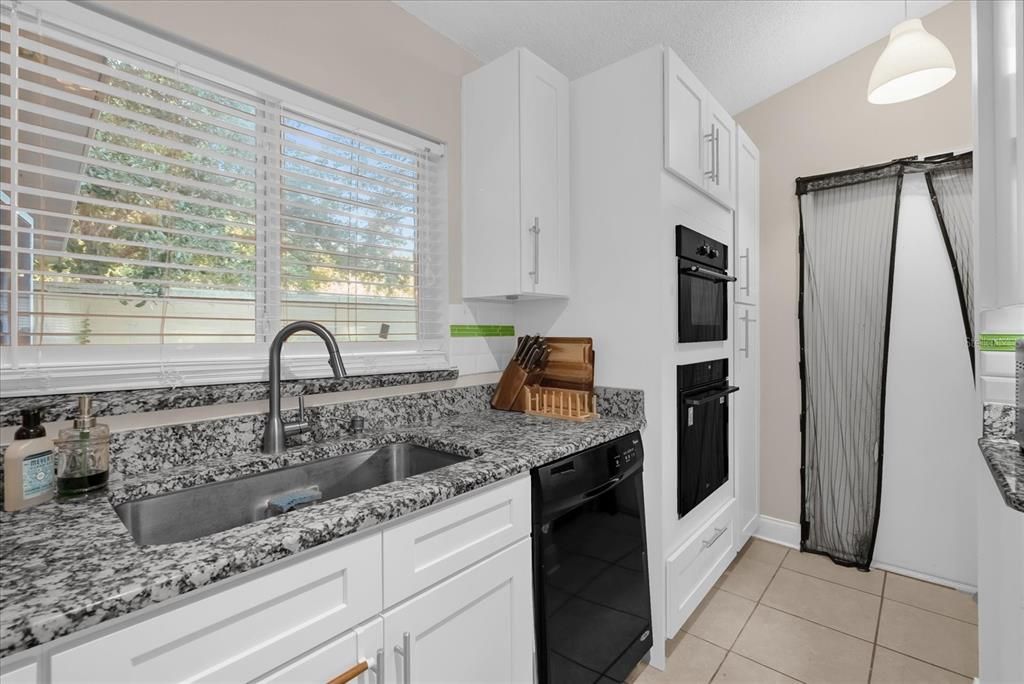 На продажу: $380,000 (3 спален, 2 ванн, 1266 Квадратных фут)