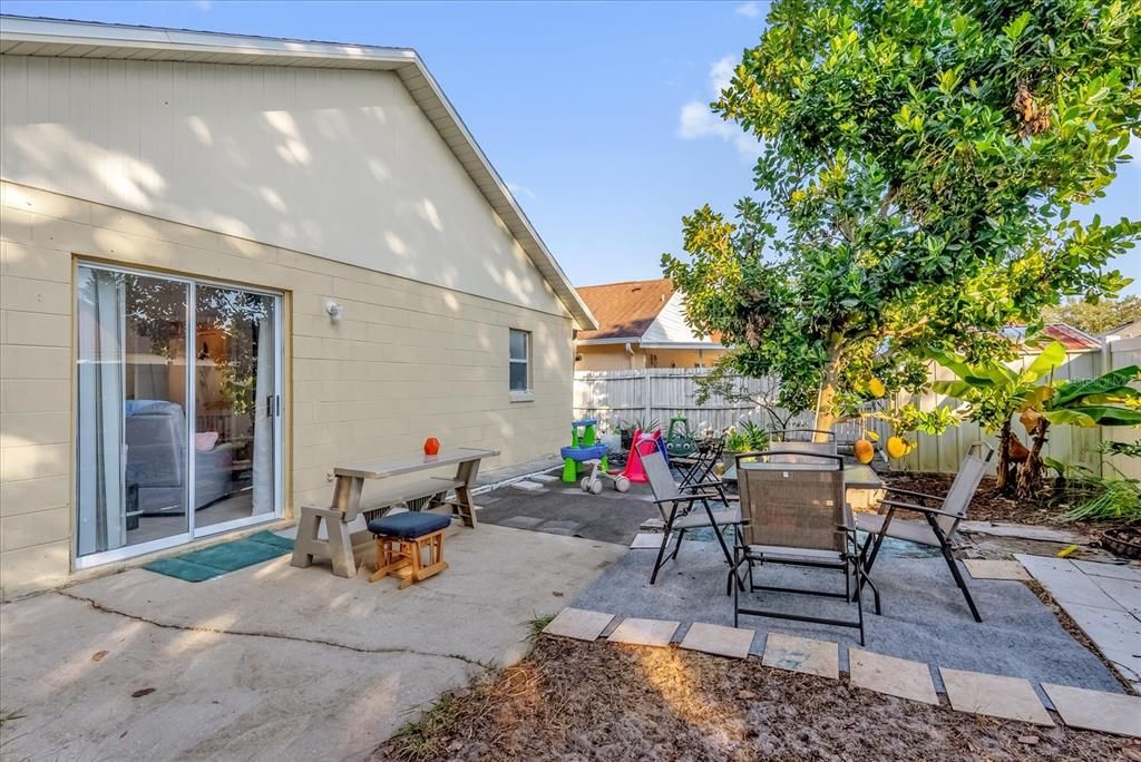 На продажу: $380,000 (3 спален, 2 ванн, 1266 Квадратных фут)