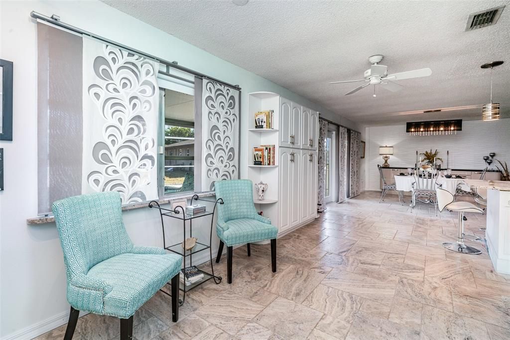 For Sale: $354,900 (3 beds, 2 baths, 1701 Square Feet)