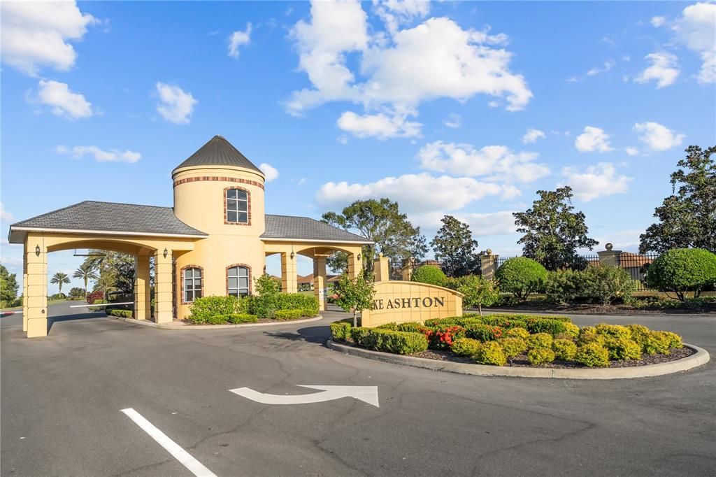 For Sale: $475,000 (3 beds, 2 baths, 2354 Square Feet)