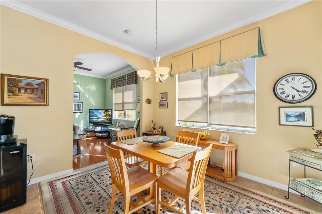 For Sale: $475,000 (3 beds, 2 baths, 2354 Square Feet)