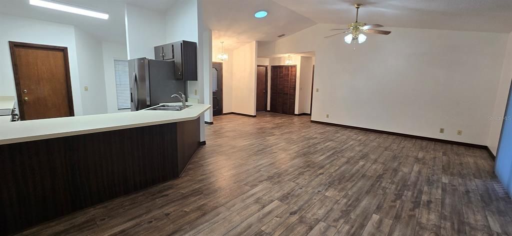 For Rent: $1,775 (3 beds, 2 baths, 1490 Square Feet)