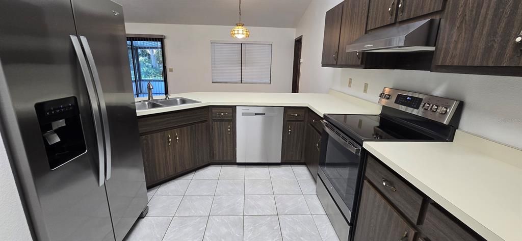 For Rent: $1,775 (3 beds, 2 baths, 1490 Square Feet)