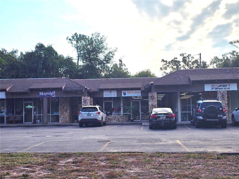 На продажу: $139,900 (0 спален, 0 ванн, 714 Квадратных фут)