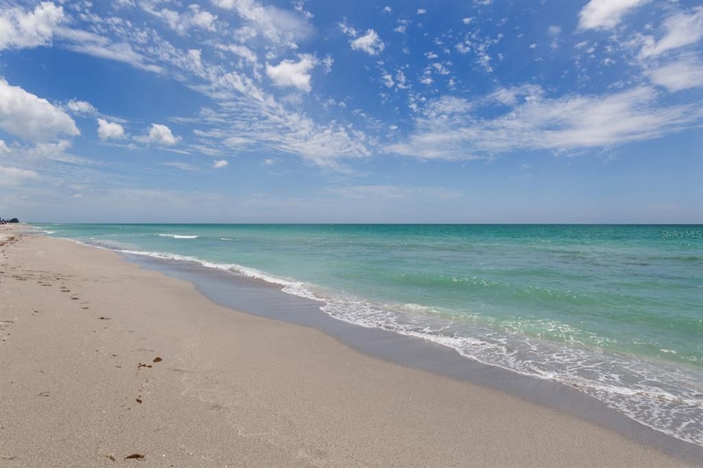 На продажу: $179,500 (2 спален, 2 ванн, 1222 Квадратных фут)