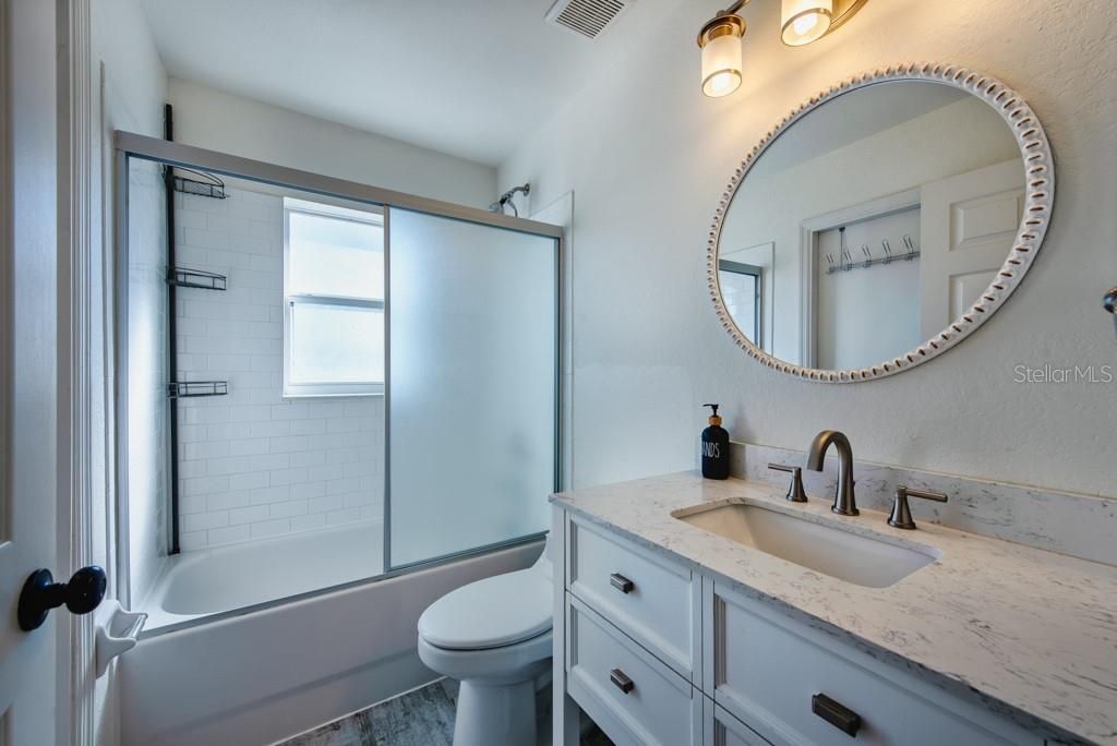 待售: $370,000 (3 贝兹, 2 浴室, 1859 平方英尺)