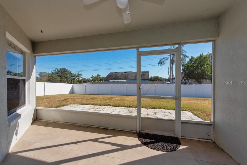 待售: $370,000 (3 贝兹, 2 浴室, 1859 平方英尺)