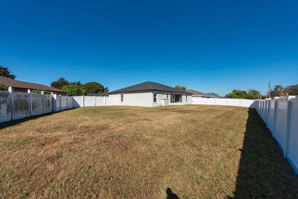 待售: $370,000 (3 贝兹, 2 浴室, 1859 平方英尺)