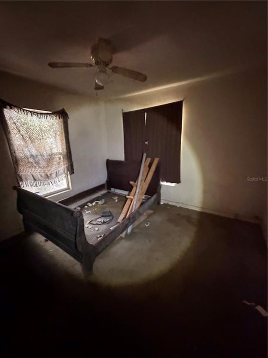 待售: $164,500 (3 贝兹, 2 浴室, 1040 平方英尺)