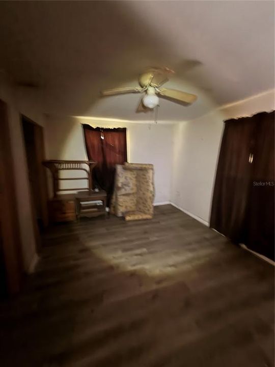 待售: $164,500 (3 贝兹, 2 浴室, 1040 平方英尺)