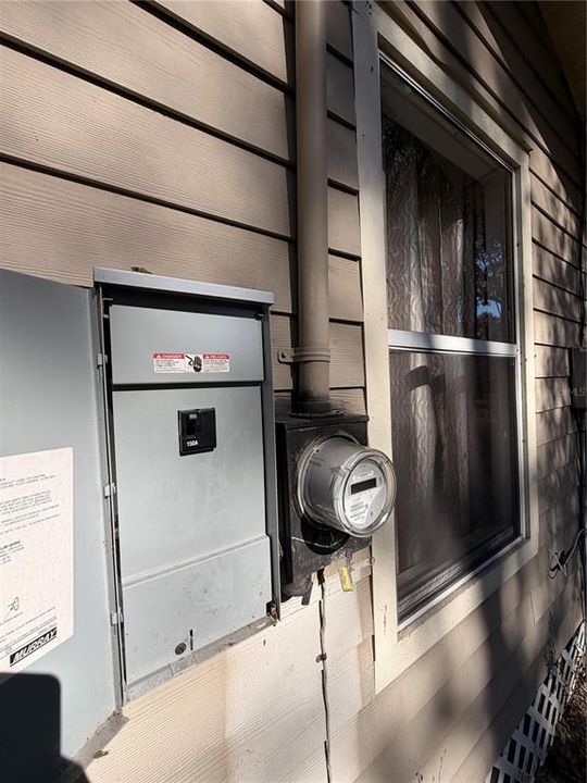 待售: $164,500 (3 贝兹, 2 浴室, 1040 平方英尺)