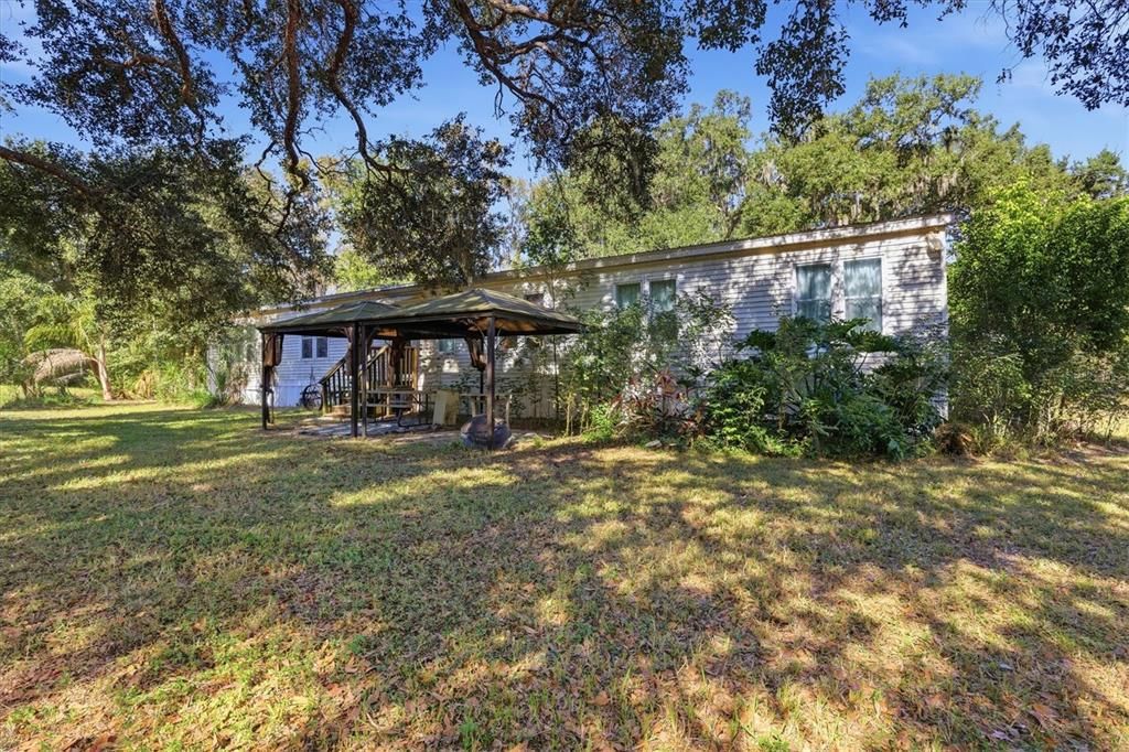 For Sale: $695,000 (10.00 acres)