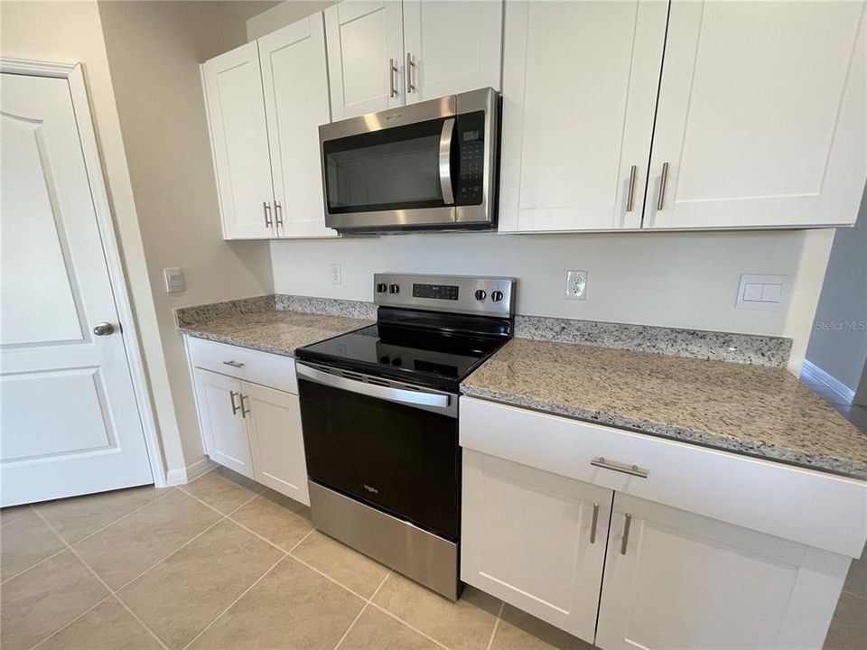 待售: $479,000 (4 贝兹, 2 浴室, 1846 平方英尺)