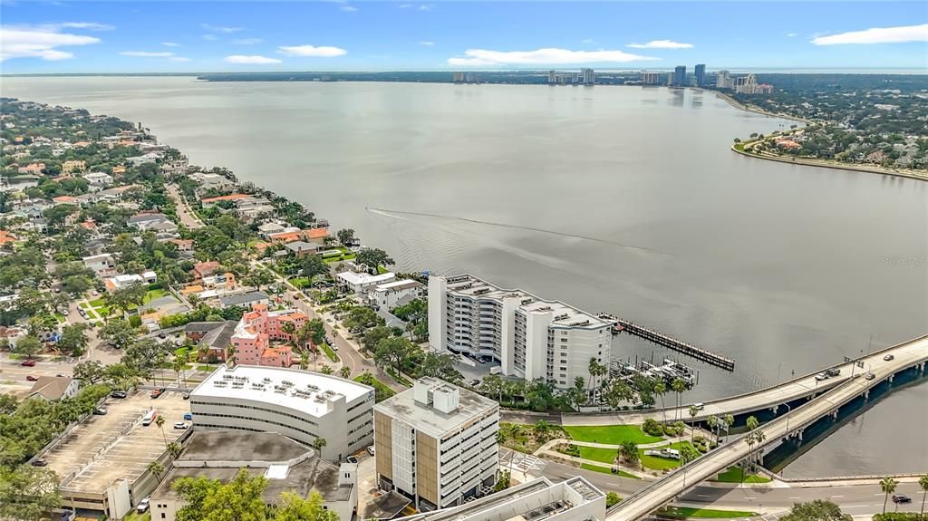 For Sale: $789,500 (3 beds, 2 baths, 1592 Square Feet)