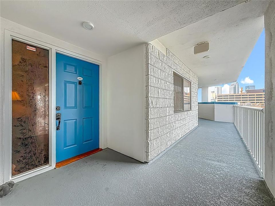 For Sale: $789,500 (3 beds, 2 baths, 1592 Square Feet)