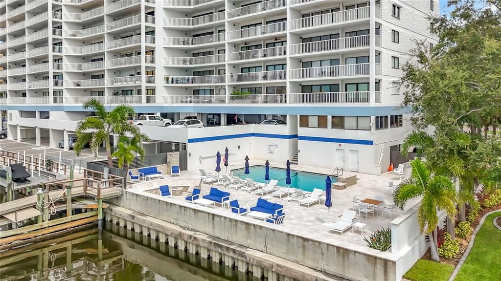 For Sale: $789,500 (3 beds, 2 baths, 1592 Square Feet)