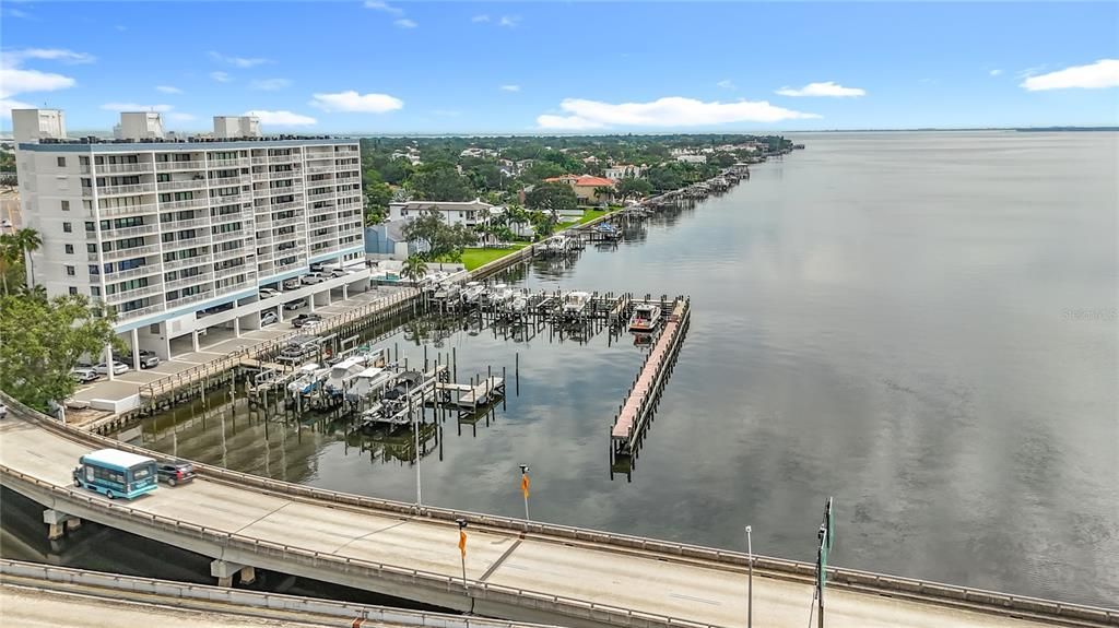 For Sale: $789,500 (3 beds, 2 baths, 1592 Square Feet)