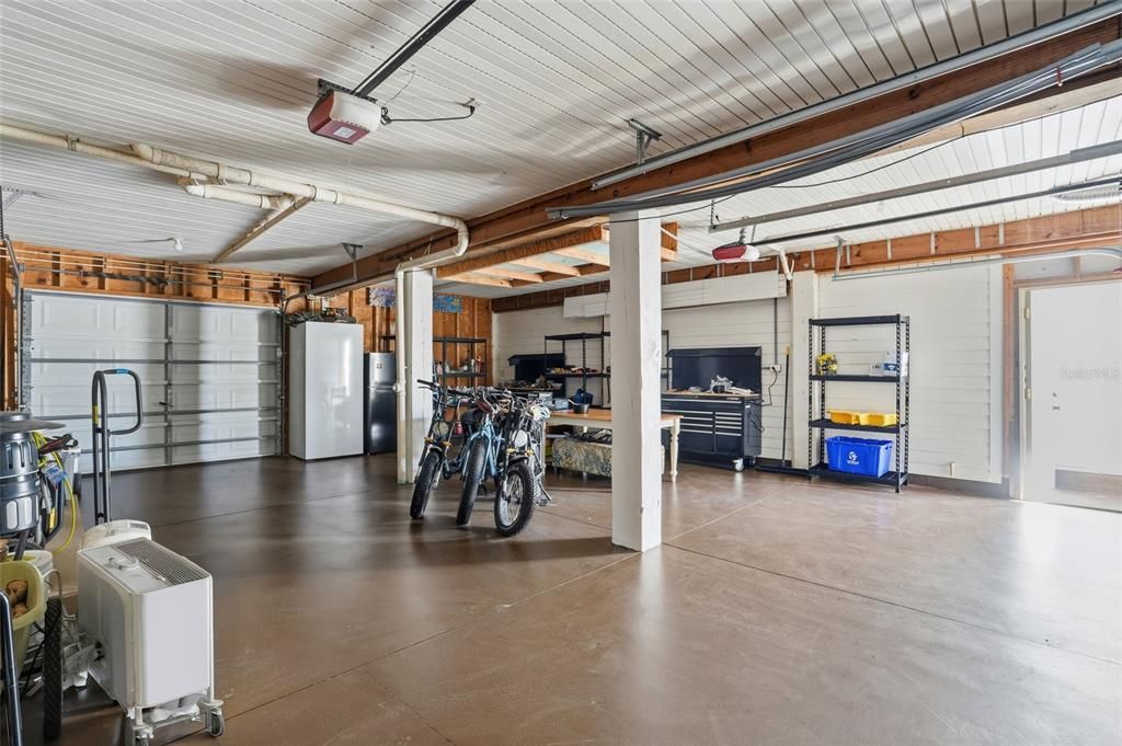 For Sale: $725,000 (3 beds, 3 baths, 1527 Square Feet)