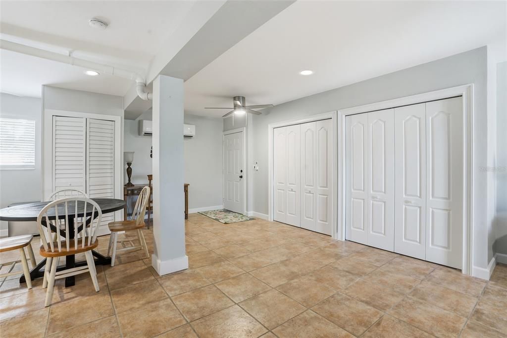 For Sale: $725,000 (3 beds, 3 baths, 1527 Square Feet)