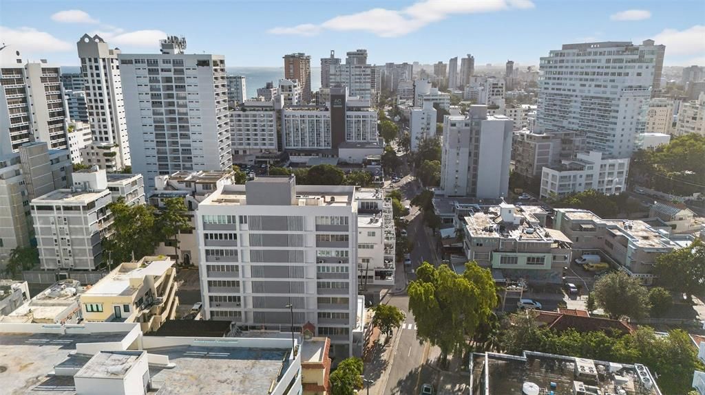 На продажу: $3,150,000 (5 спален, 4 ванн, 3892 Квадратных фут)