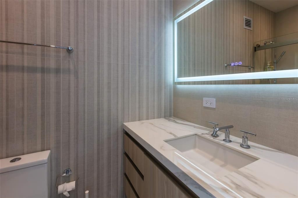 На продажу: $3,150,000 (5 спален, 4 ванн, 3892 Квадратных фут)