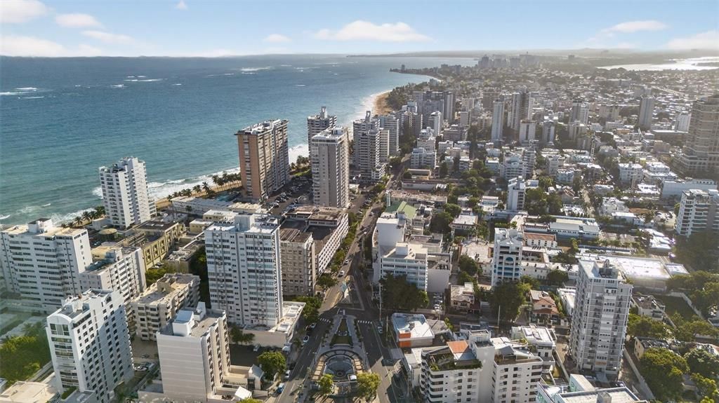 На продажу: $3,150,000 (5 спален, 4 ванн, 3892 Квадратных фут)