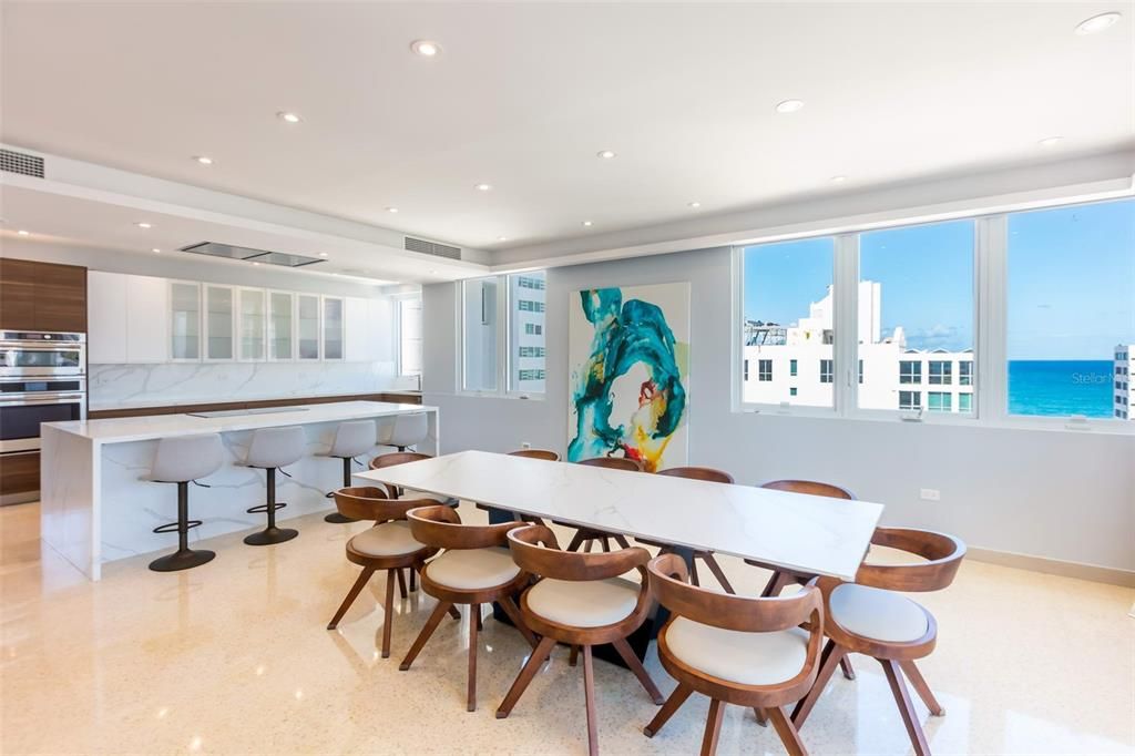 На продажу: $3,150,000 (5 спален, 4 ванн, 3892 Квадратных фут)