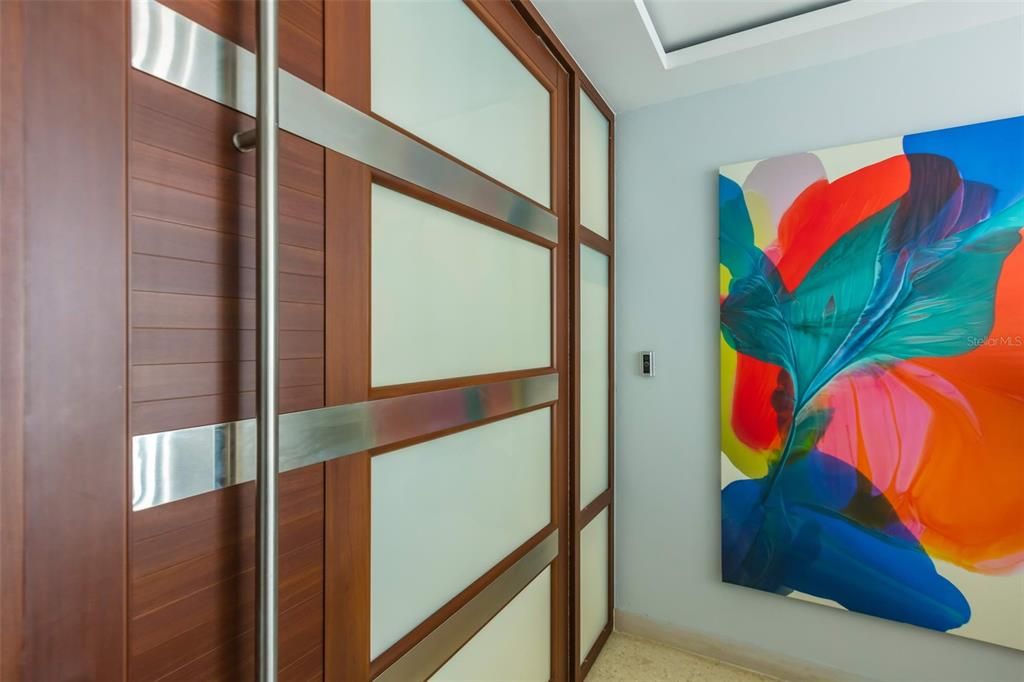 На продажу: $3,150,000 (5 спален, 4 ванн, 3892 Квадратных фут)