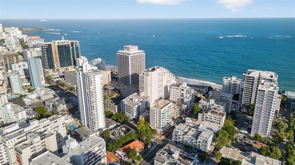 На продажу: $3,150,000 (5 спален, 4 ванн, 3892 Квадратных фут)