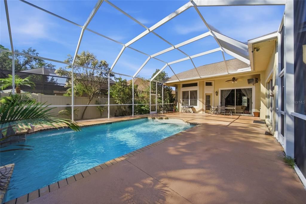 For Sale: $600,000 (5 beds, 3 baths, 3153 Square Feet)