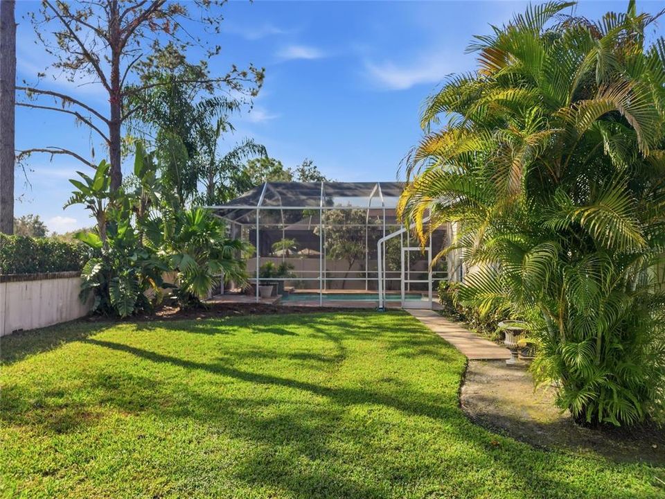 For Sale: $600,000 (5 beds, 3 baths, 3153 Square Feet)