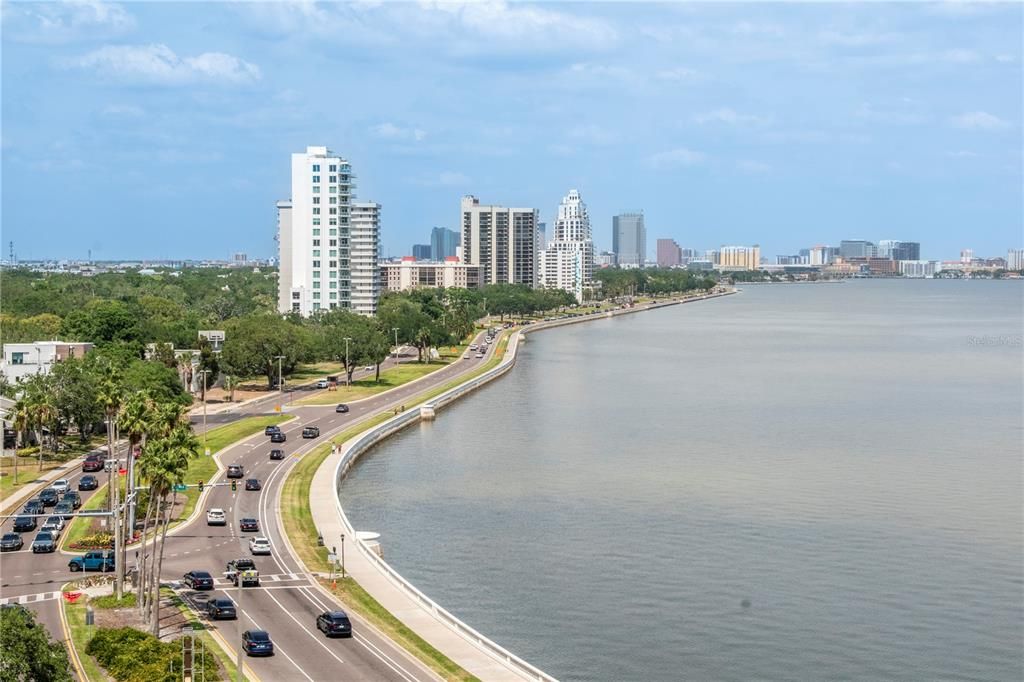 出租: $22,000 (3 贝兹, 3 浴室, 2940 平方英尺)