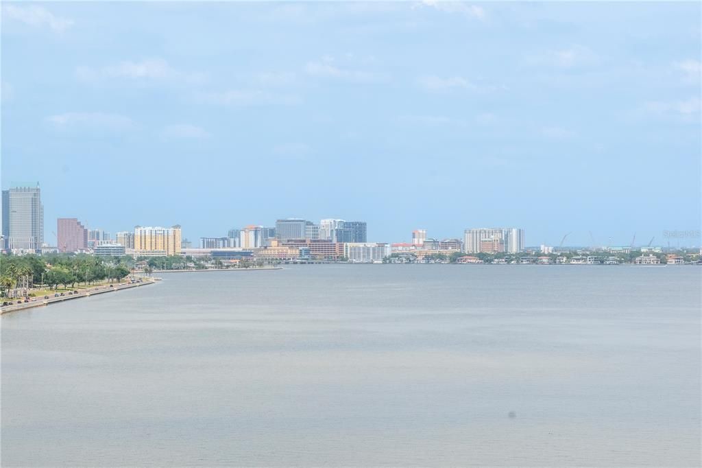 出租: $22,000 (3 贝兹, 3 浴室, 2940 平方英尺)