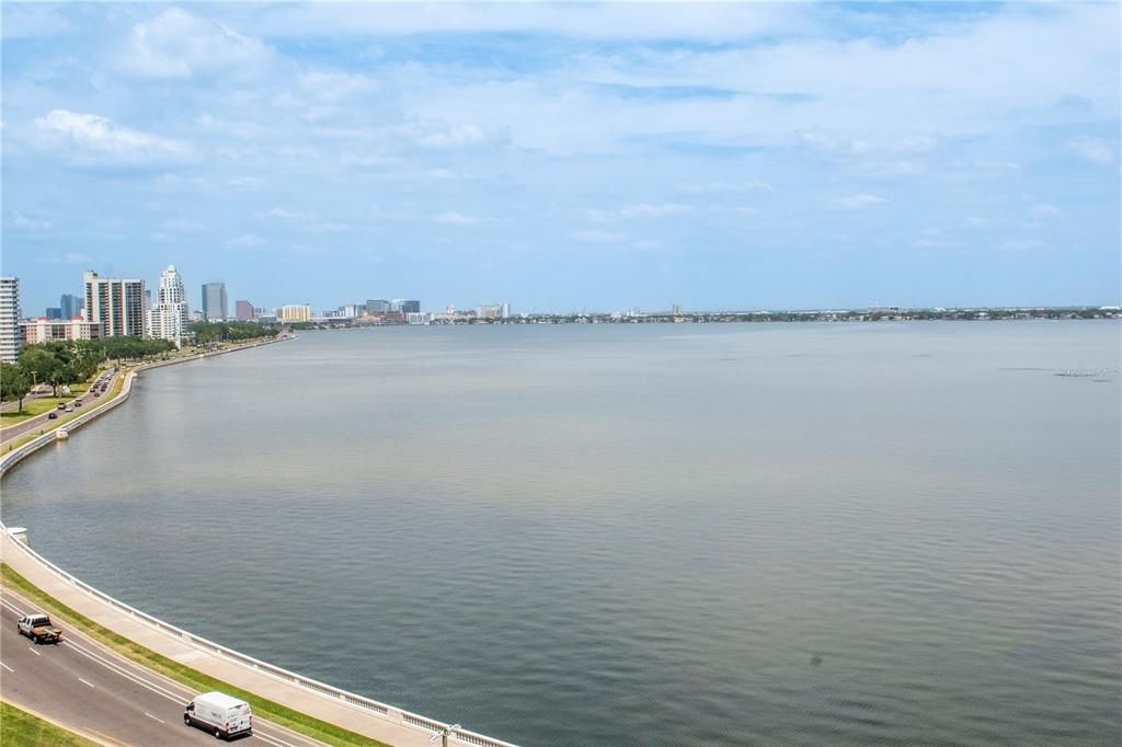 出租: $22,000 (3 贝兹, 3 浴室, 2940 平方英尺)