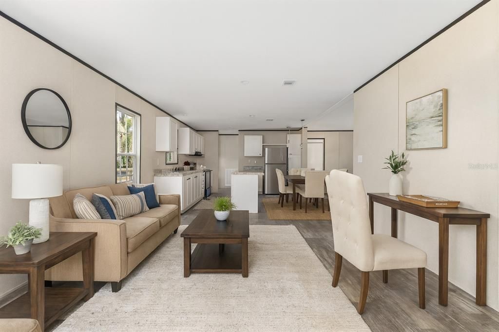 На продажу: $209,000 (4 спален, 2 ванн, 1493 Квадратных фут)