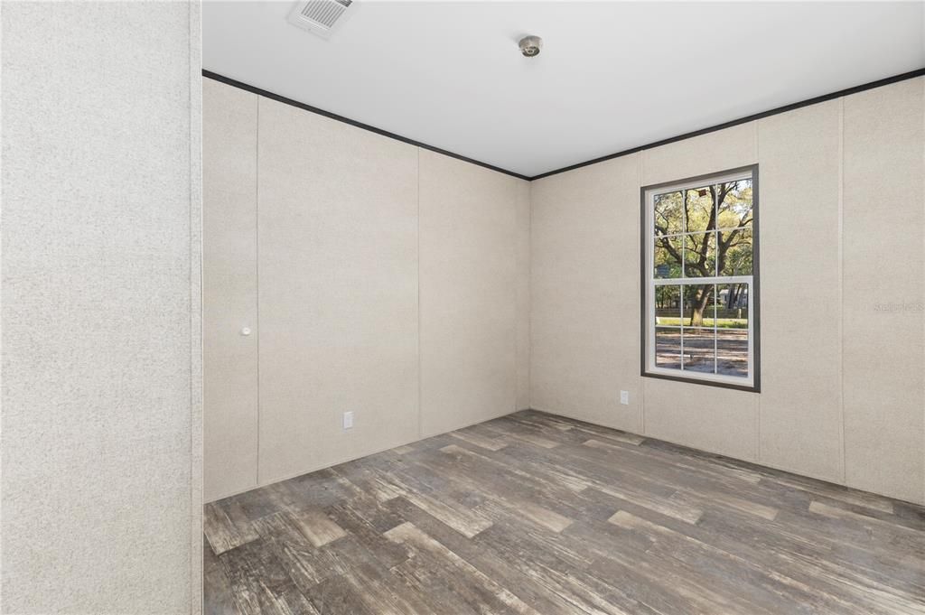 На продажу: $209,000 (4 спален, 2 ванн, 1493 Квадратных фут)