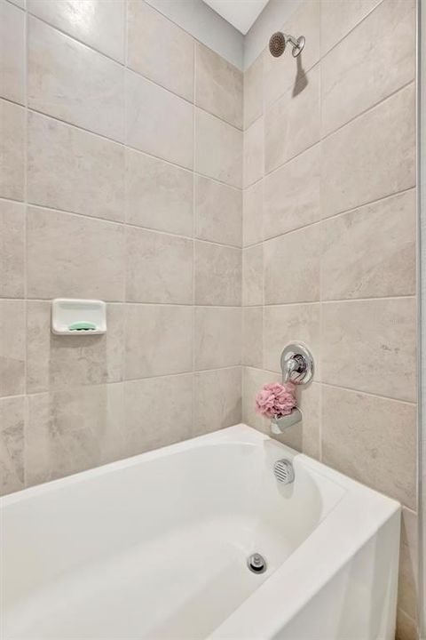 待售: $424,900 (4 贝兹, 2 浴室, 1872 平方英尺)